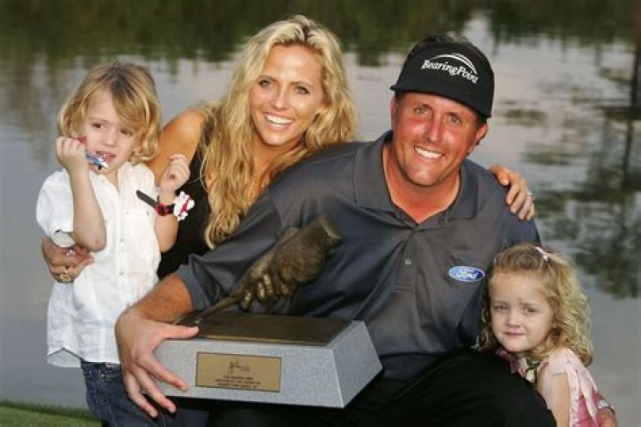 Amy Mickelson – Bio, Wiki, Family, Facts About Phil Mickelson’s Wife