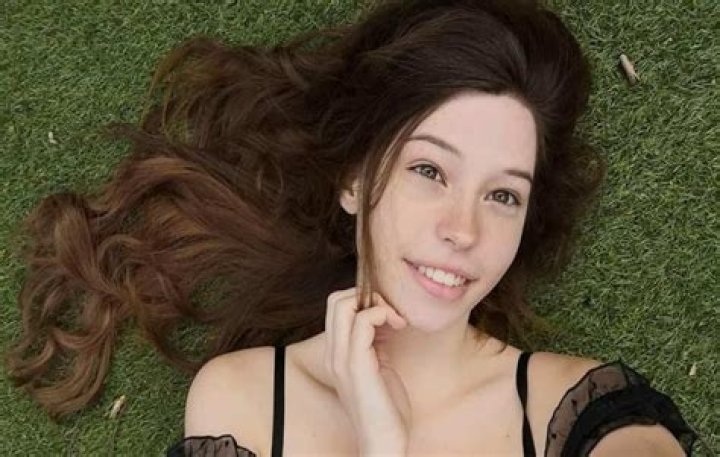 Belle Delphine Height, Weight, Net Worth, Age, Wiki, Who, Instagram, Biography