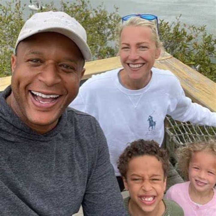 Charlie D’Agata Bio, Wiki, Age, Family, Wife, CBS News, Salary and Net Worth