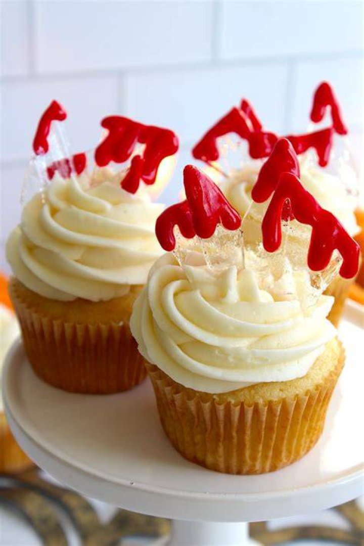 Cookies Cupcakes and Cardio Biography And Net Worth