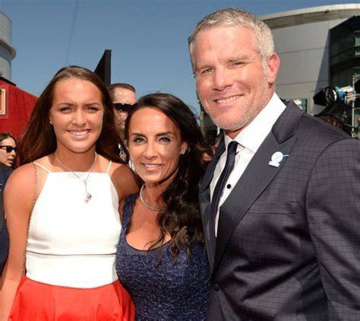 Deanna Favre – Age, Family and Facts About Brett Favre’s Wife