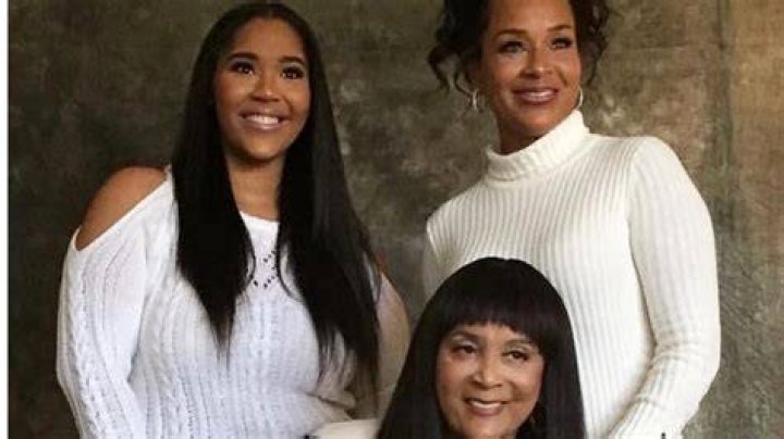 Does Lisa Raye And Da Brat Have The Same Mother?