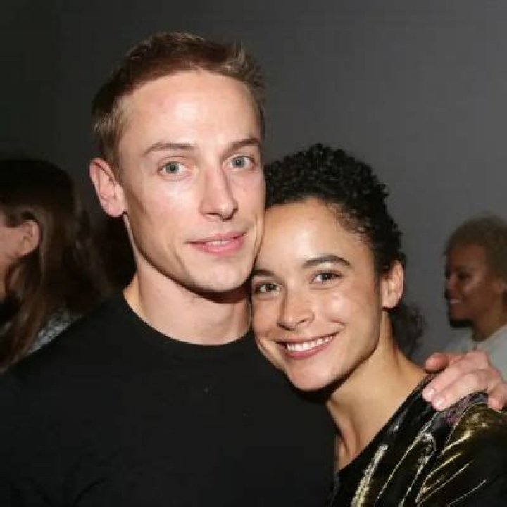Edmund Donovan Age, High Fidelity, Height, Girlfriend, Instagram Wiki, Biography