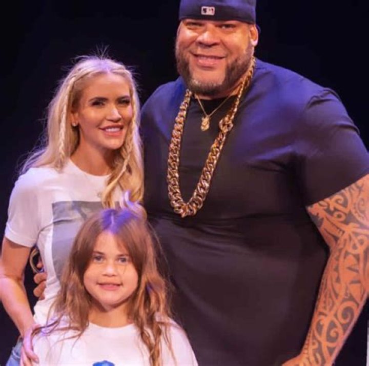 Gina Marini WPRI 12, Bio, Wiki, Age, Birthday, Height, Married, Salary and Net worth