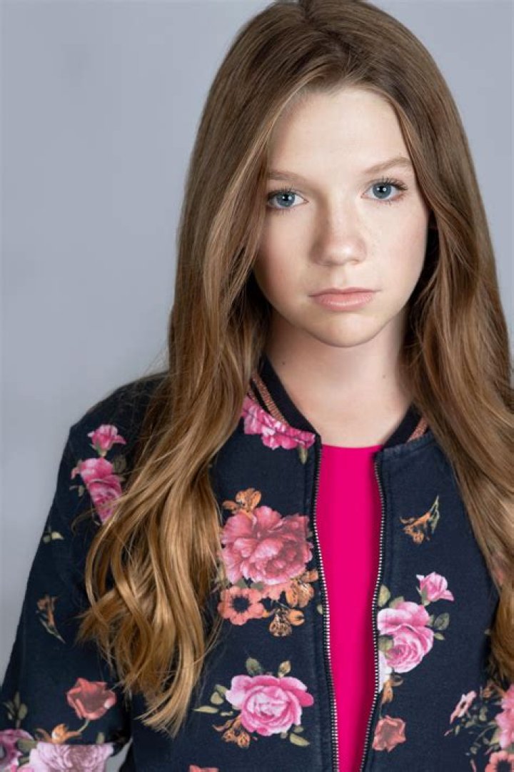 Juliet Donenfeld Birthday, Age, Wiki, Biography, Height, Parents, How Old/Tall