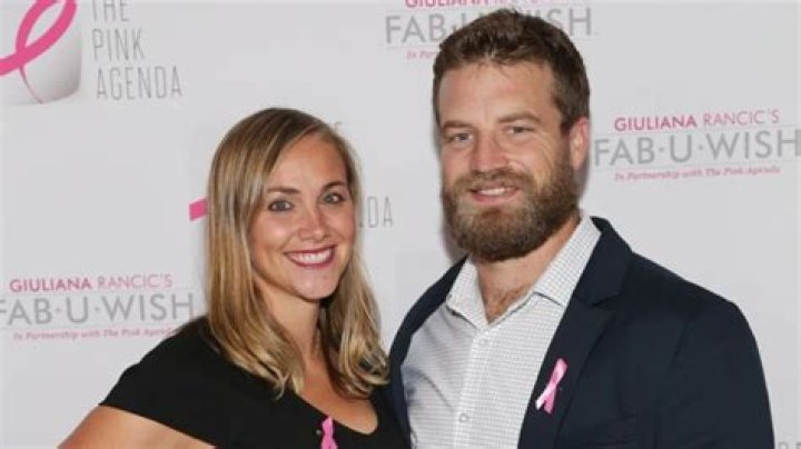 Liza Barber (Ryan Fitzpatrick’s Wife) Bio, Wiki, Age, Height, Harvard, Husband, Child, and Net Worth