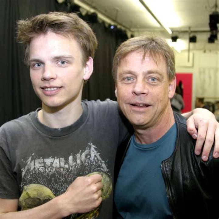 Mark Hamill Age, Height, Movies and TV Shows, Education, Young, Family, Instagram