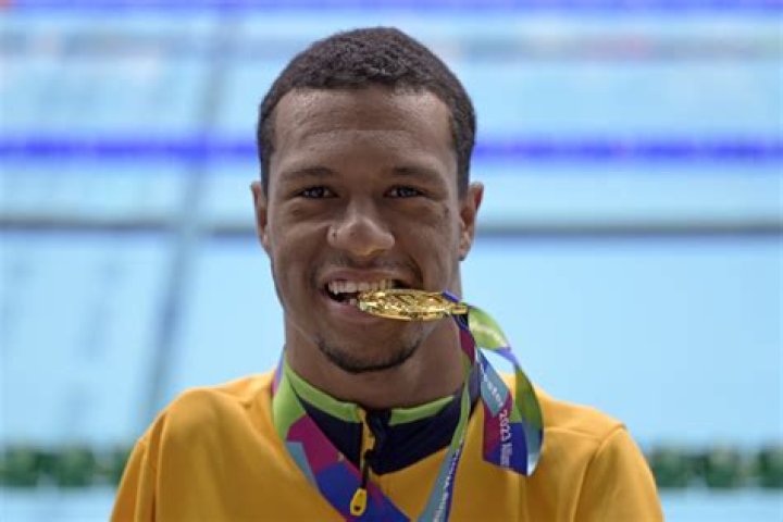 Petros Matheus dos Santos Araújo’s biography, net worth, fact, career, awards and life story
