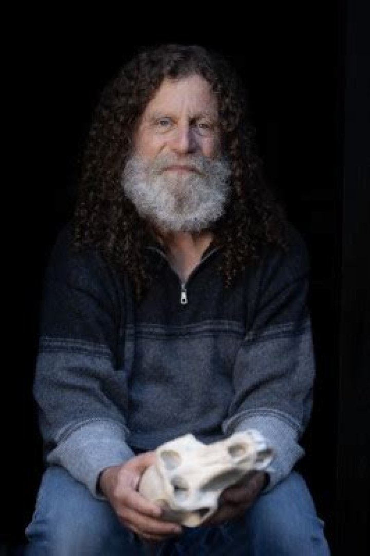 Robert Sapolsky Net Worth, Income, Salary, Earnings, Biography