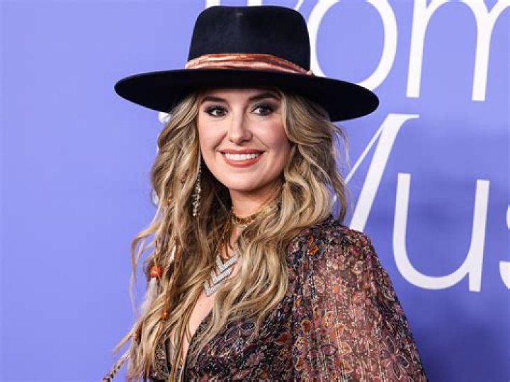 Unveiling The Bio, Age, Net Worth, And Height Of A Country Music Star