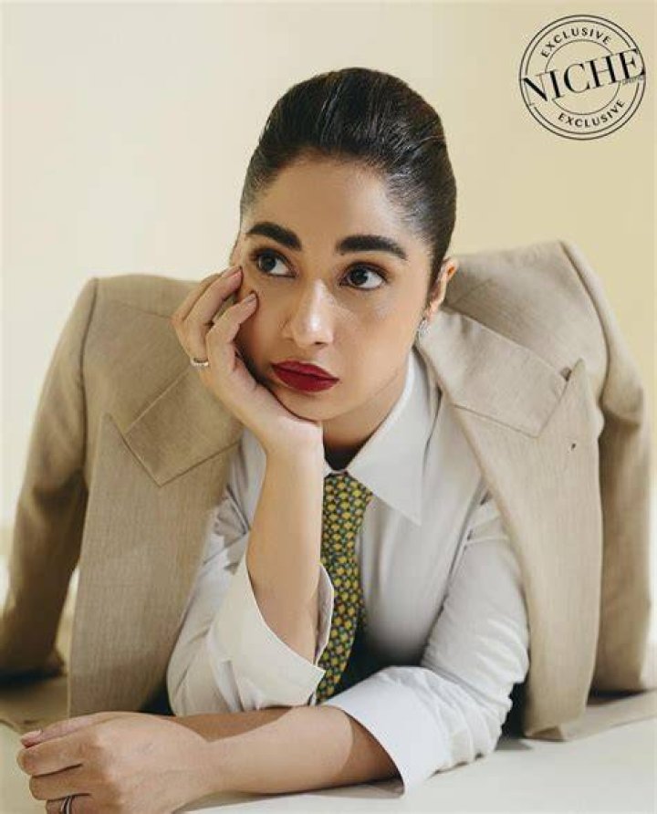 Unveiling The Significance Of Sabeena Farooq's Height: Explorations And Insights