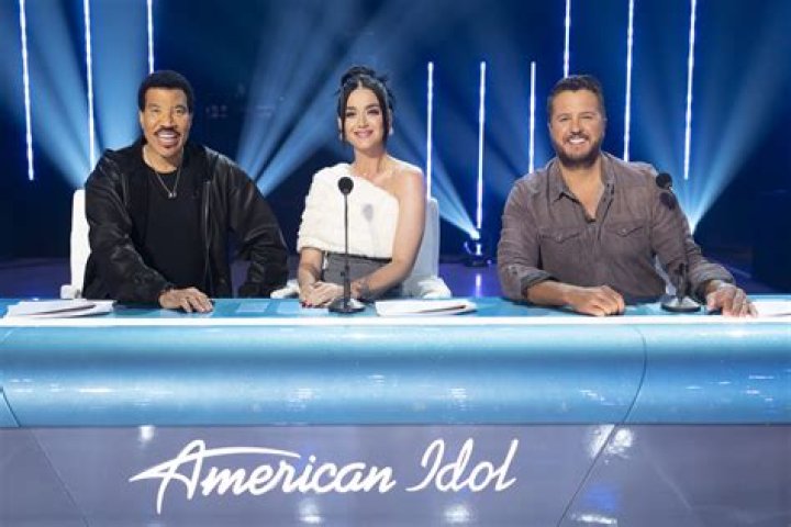 Where Is Dillon James From? American Idol Age, Height Facts