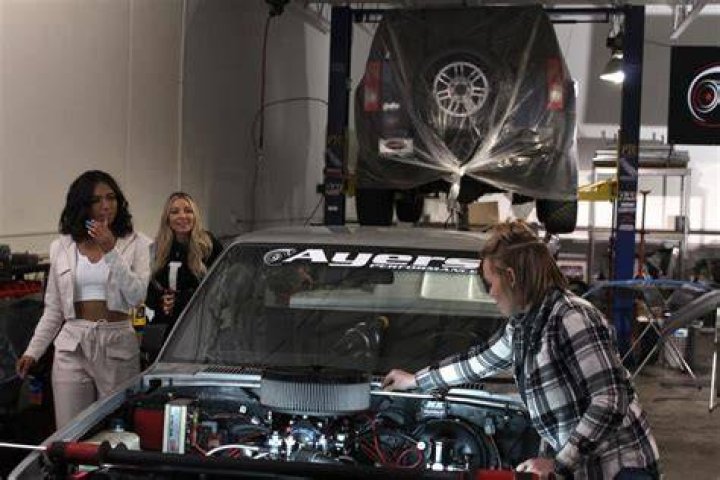Who Is Armani Johnson From Street Outlaws? Everything To Know About The Racer From The Discovery Plus Show