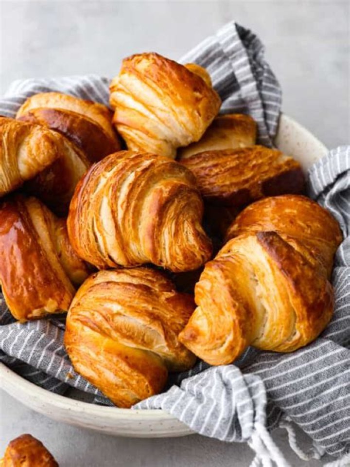Who is Croissant Woman aka croissantwoman On TikTok? Find Her On Instagram