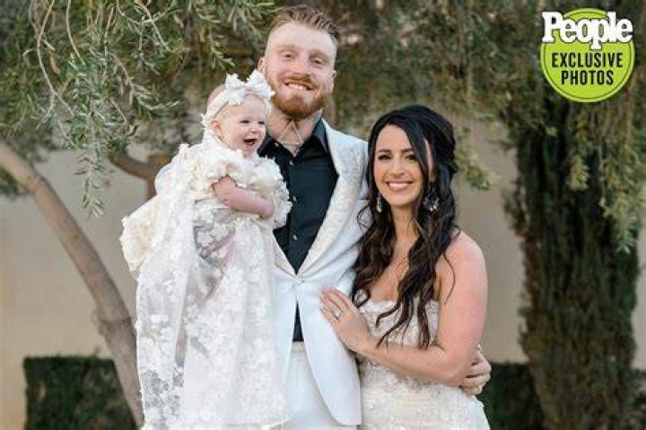 Who Is Maxx Crosby Wife? Know His Salary And Net Worth Details